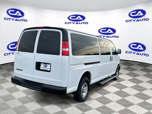 Used 2023 Chevrolet Express 3500 LS image 3