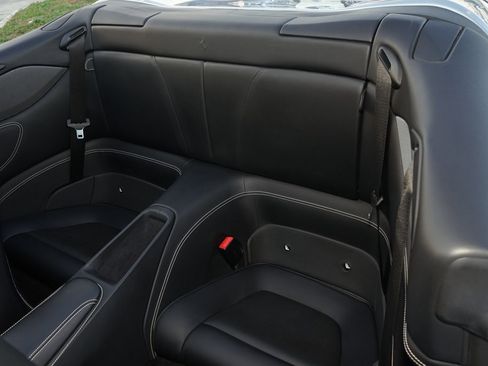 Used 2019 Ferrari Portofino image 19