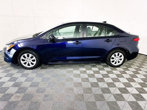 Used 2023 Toyota Corolla LE FWD image 6