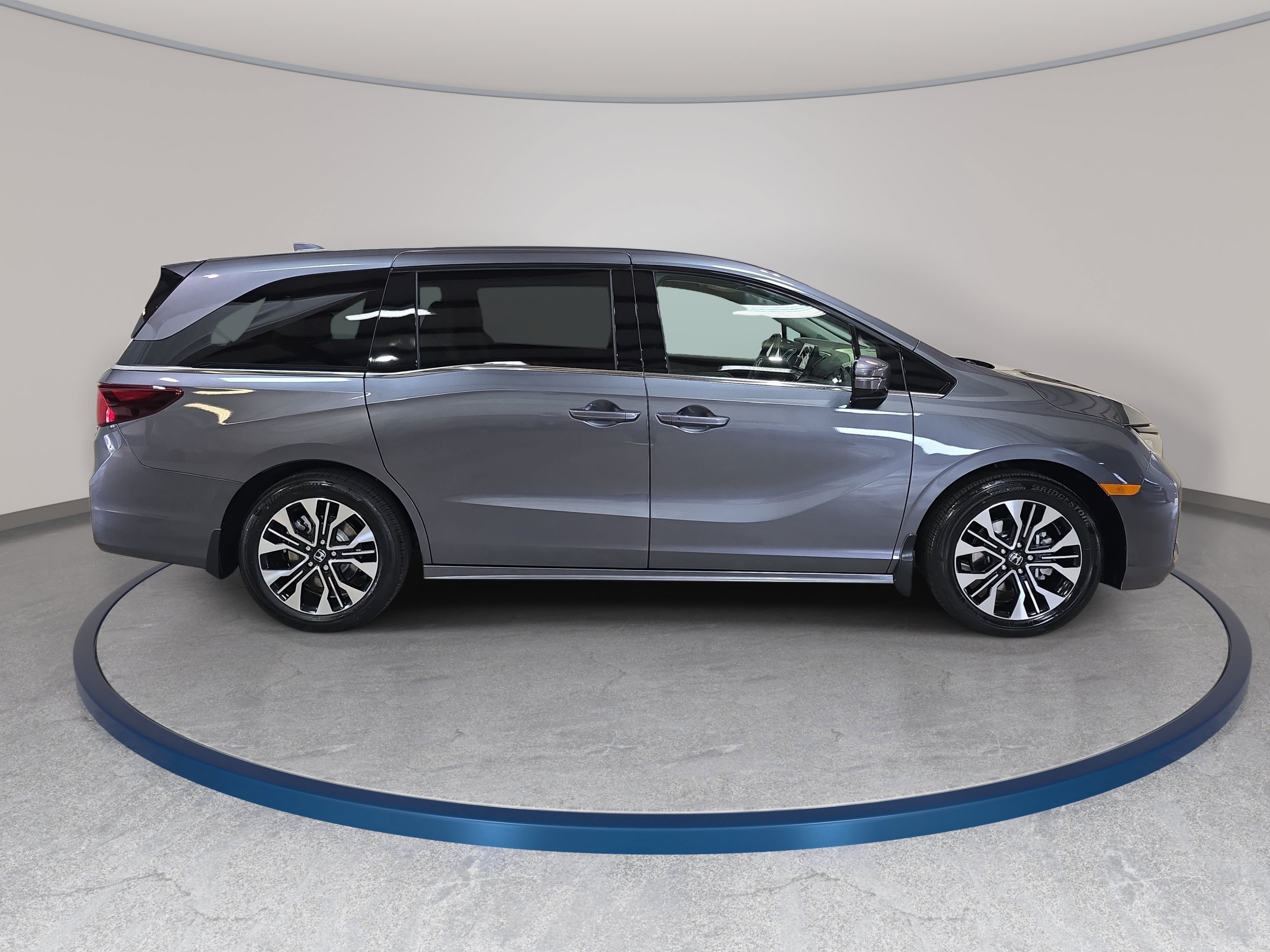 New 2027 Honda Odyssey Elite image 5