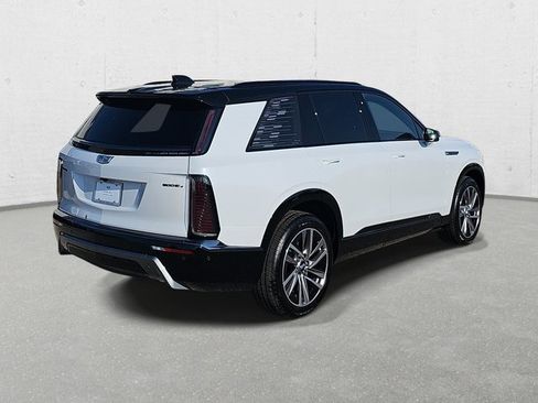 New 2026 Cadillac Vistiq Sport image 5