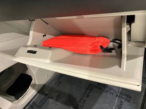 Used 2019 Dodge Grand Caravan SXT image 26