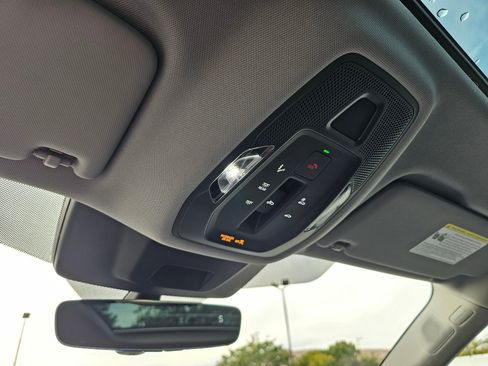 Used 2025 Audi Q5 Premium Plus image 25