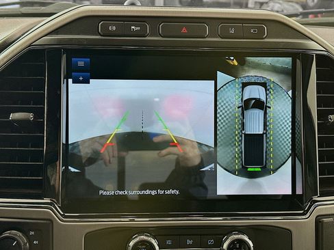 Used 2022 Ford F350 Platinum image 23