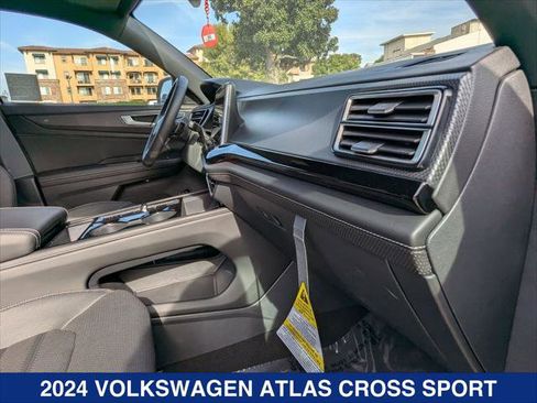New 2024 Volkswagen Atlas Cross Sport SEL R-Line AWD/4WD image 19