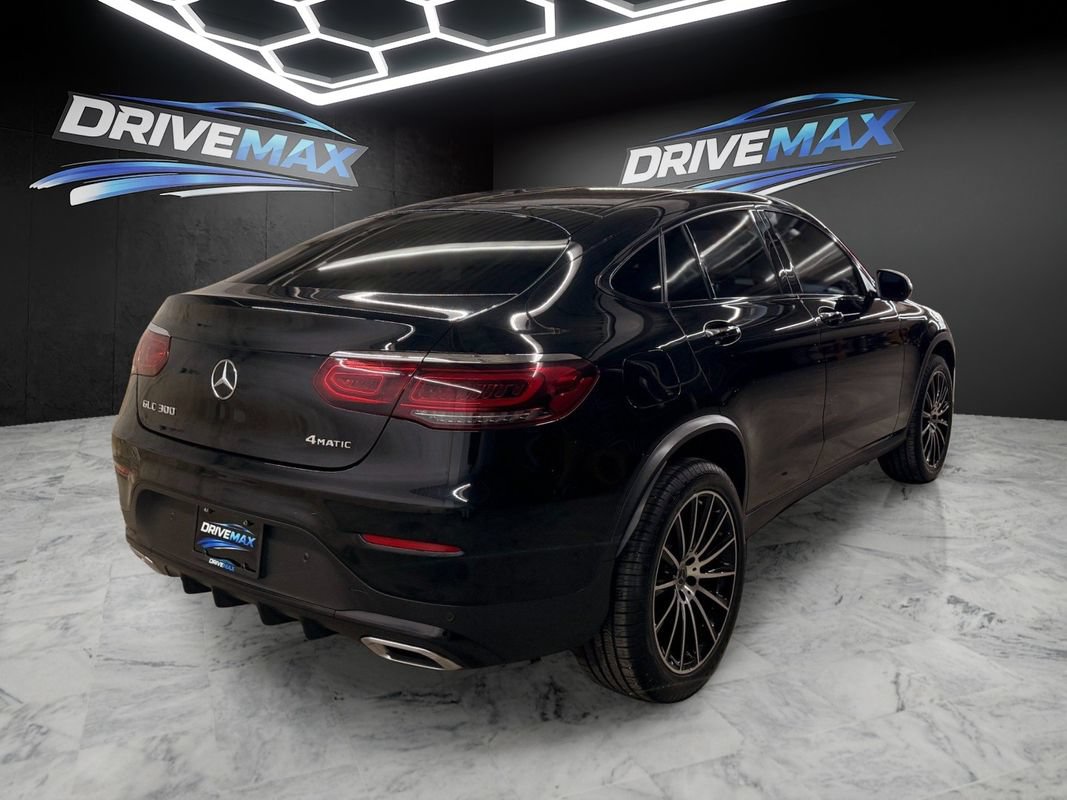 Used 2023 Mercedes-Benz GLC 300 4MATIC Coupe image 5