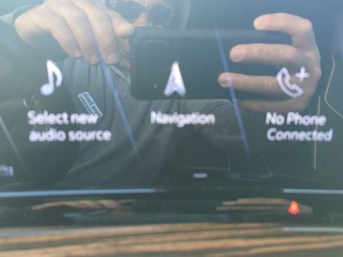 Used 2023 Cadillac Escalade ESV Premium Luxury image 24