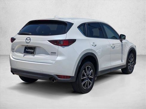 Used 2018 MAZDA CX-5 Touring w/ Preferred Equipment Package FWD image 5