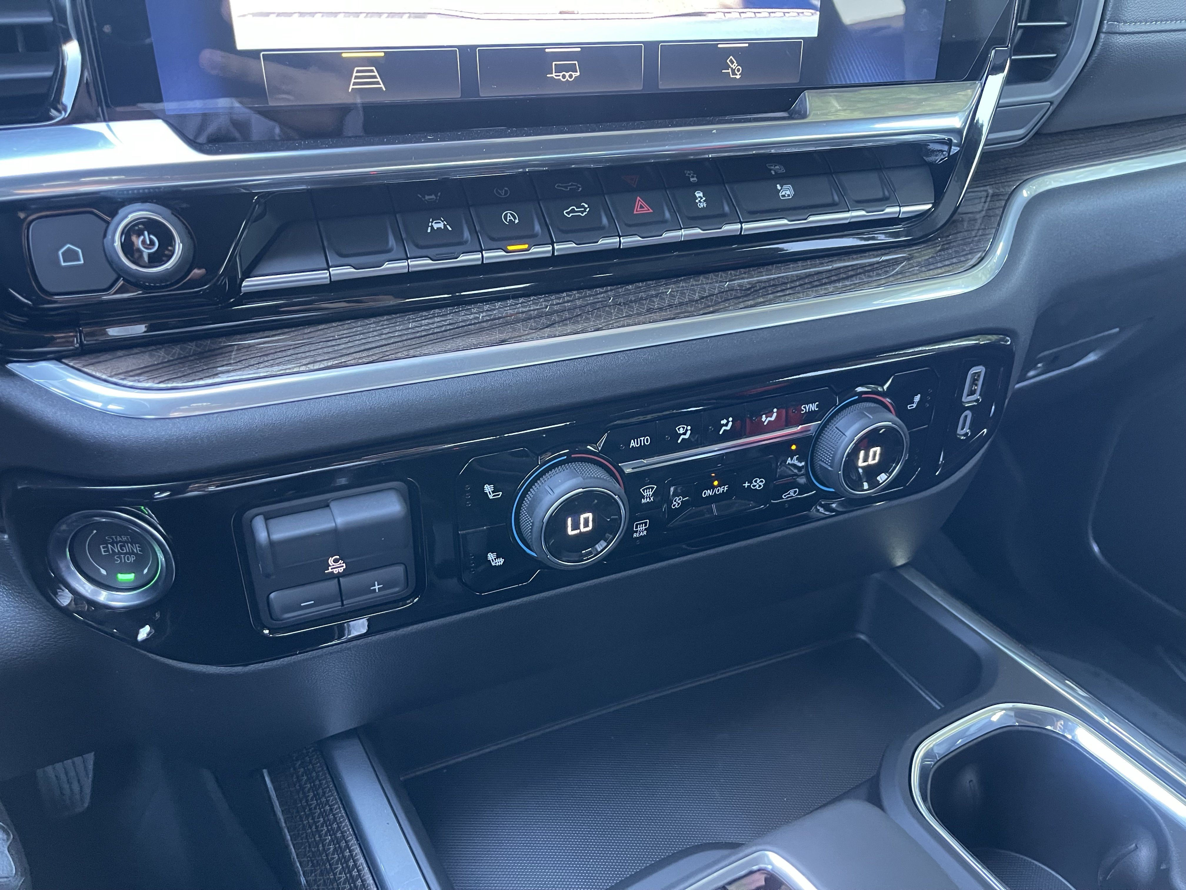 New 2026 Chevrolet Silverado 1500 RST w/ Redline Edition AWD/4WD image 24