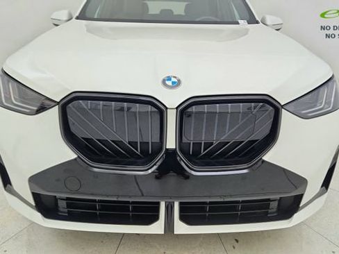 Used 2025 BMW X3 xDrive30i w/ M Sport Package AWD/4WD image 8