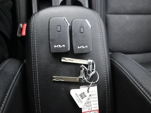Used 2024 Kia Seltos SX AWD/4WD image 24