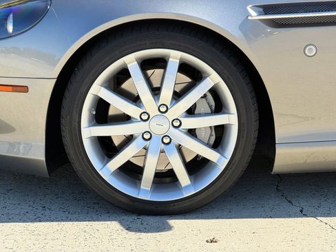 Used 2006 Aston Martin DB9 Volante image 4