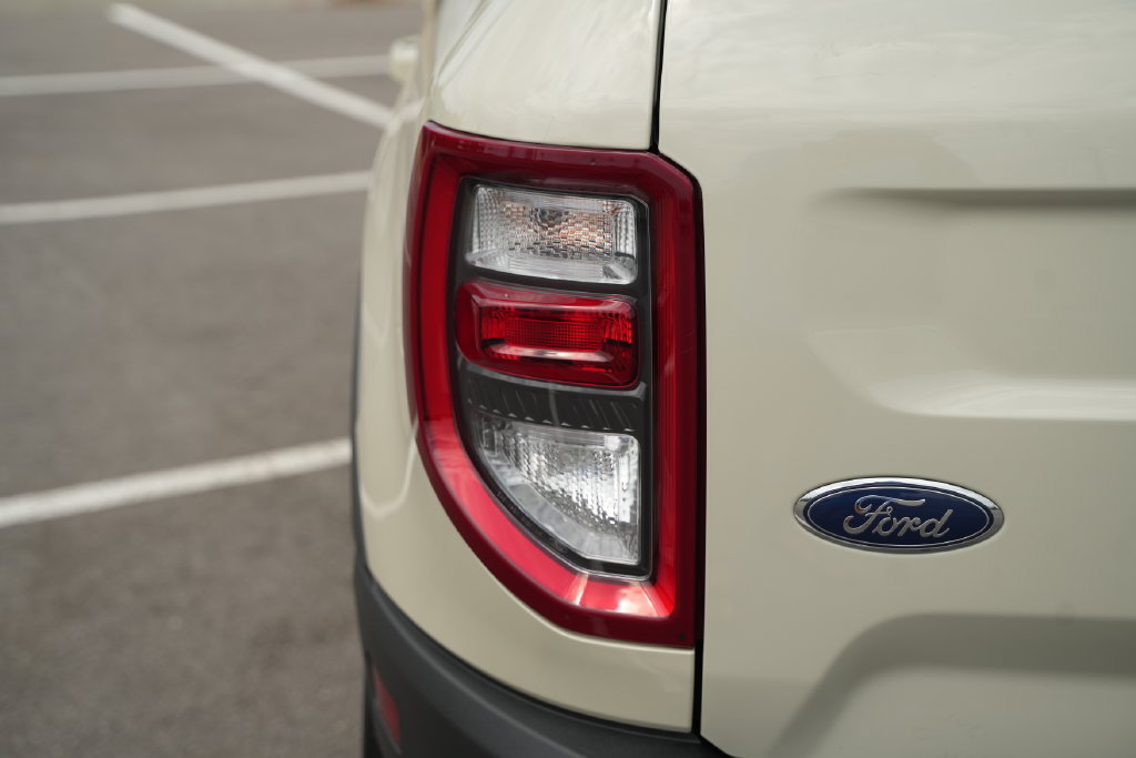 Used 2024 Ford Bronco Sport Outer Banks AWD/4WD image 44