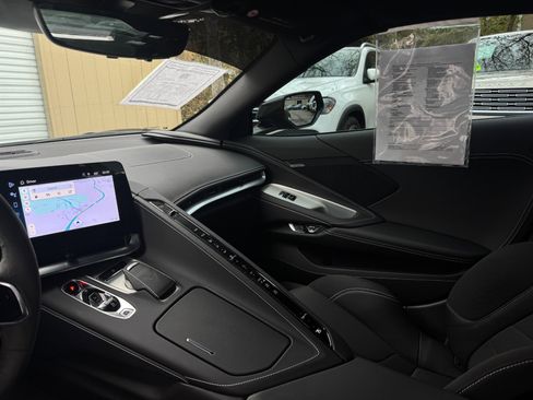 Used 2025 Chevrolet Corvette Z06 image 14