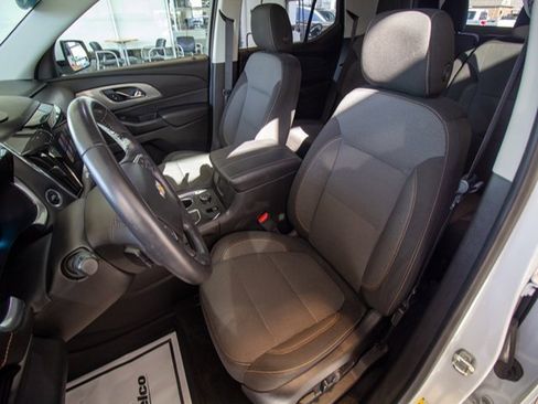 Certified 2019 Chevrolet Traverse LT image 15
