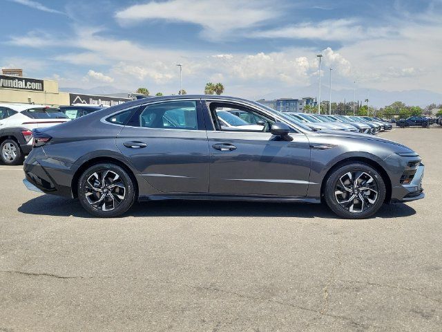 Used 2024 Hyundai Sonata SEL FWD image 30
