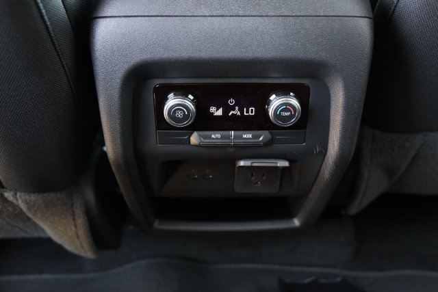 New 2026 GMC Acadia Elevation w/ Black Edition FWD image 25