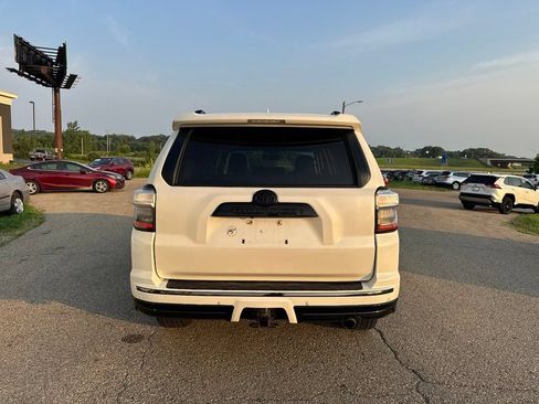 Certified 2019 Toyota 4Runner Limited AWD/4WD image 15