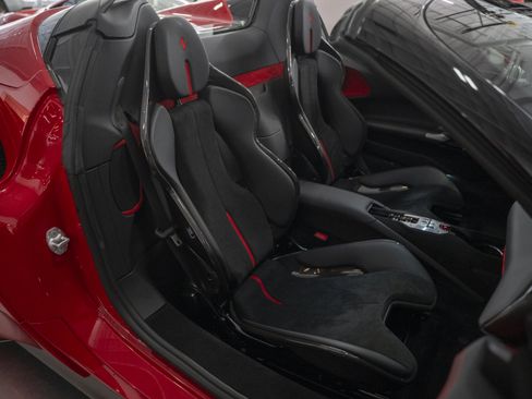Used 2022 Ferrari SF90 Spider AWD/4WD image 31