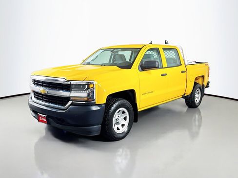 Used 2018 Chevrolet Silverado 1500 W/T w/ Trailering Package image 1