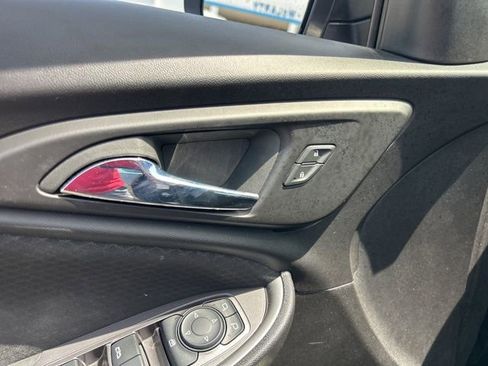 Used 2023 Chevrolet Malibu LT FWD image 12