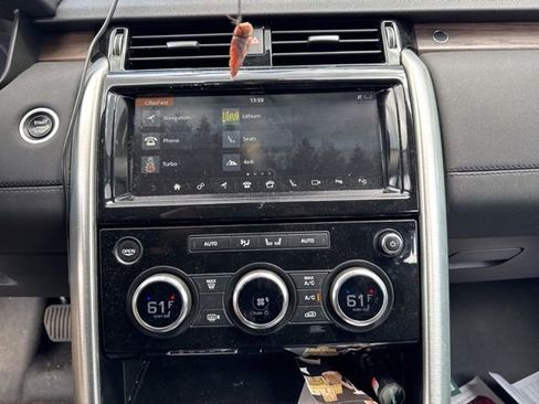 Used 2019 Land Rover Discovery HSE AWD/4WD image 6