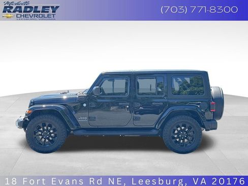 Used 2023 Jeep Wrangler Unlimited Sahara w/ Cold Weather Group AWD/4WD image 2