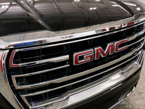 Used 2023 GMC Yukon SLT AWD/4WD image 29
