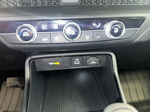 Used 2025 Honda CR-V LX image 12