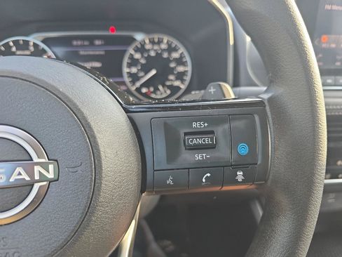 Used 2022 Nissan Rogue SV AWD/4WD image 29