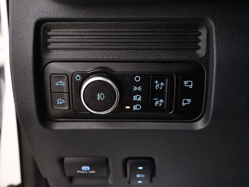 Certified 2025 Ford F350 Lariat w/ Lariat Ultimate Package image 27