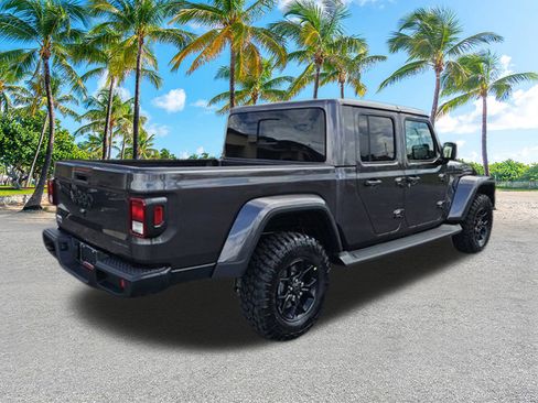 New 2025 Jeep Gladiator High Tide image 11