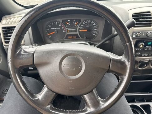Used 2005 Chevrolet Colorado LS image 26