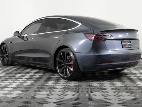 Used 2020 Tesla Model 3 Performance image 4