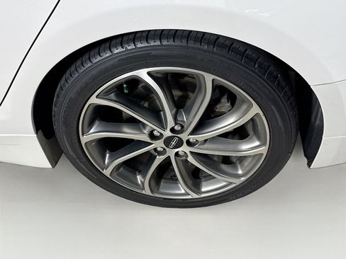 Used 2019 Lincoln MKZ Reserve w/ Reserve Plus Package image 39