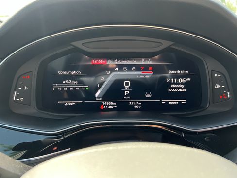 Used 2024 Audi SQ8 Premium Plus AWD/4WD image 21