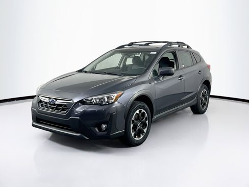 Used 2022 Subaru Crosstrek 2.0i Premium w/ Moonroof Package image 1