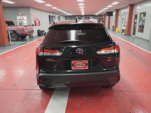 Certified 2023 Toyota Corolla Cross LE image 5