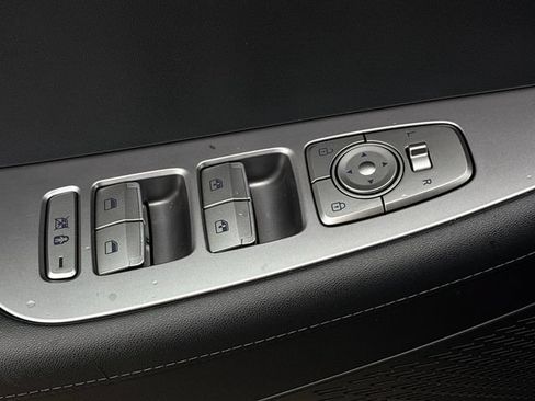 Used 2025 Hyundai Palisade SEL FWD image 13