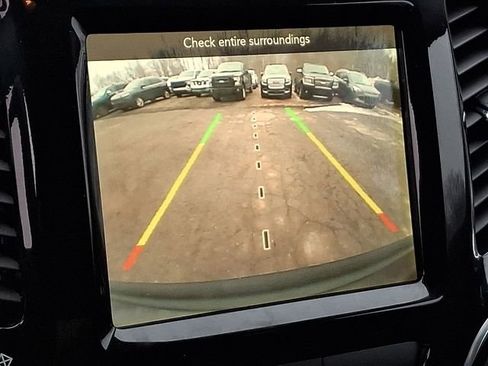 Used 2019 Jeep Cherokee Limited image 21