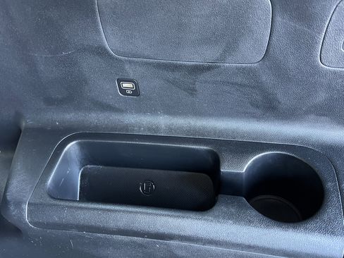 Used 2022 Kia Sorento SX Prestige w/ Panoramic Sunroof Package image 56