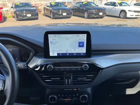 Used 2023 Ford Escape Active image 18