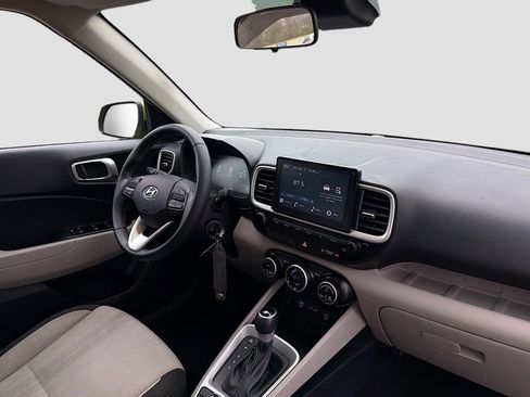 Used 2023 Hyundai Venue SEL image 27