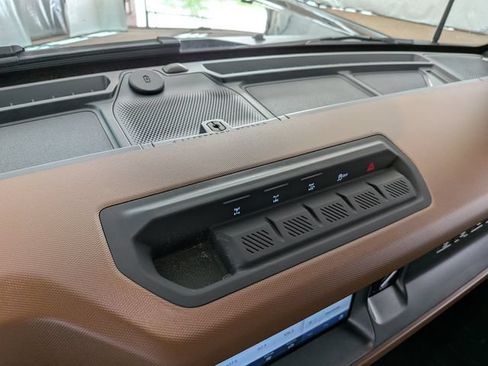 Certified 2024 Ford Bronco Outer Banks AWD/4WD image 31