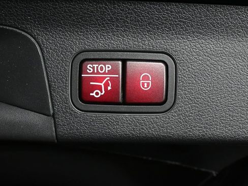 Certified 2022 Mercedes-Benz GLS 450 4MATIC image 30