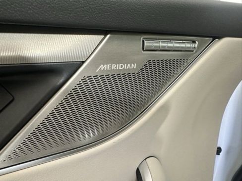 New 2026 Jaguar F-PACE R-Dynamic S image 11