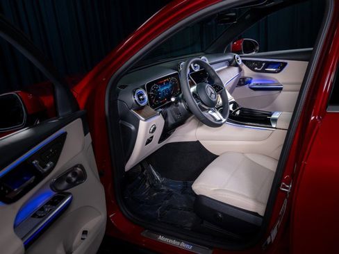 Used 2026 Mercedes-Benz GLC 300 300 SUV image 14