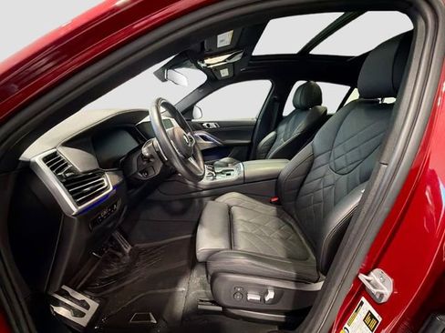 Used 2023 BMW X6 xDrive40i w/ M Sport Package image 18