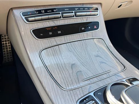 Used 2021 Mercedes-Benz E 450 Cabriolet image 49