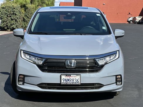 Used 2023 Honda Odyssey Touring image 6